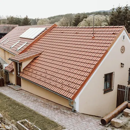 Lešovice *